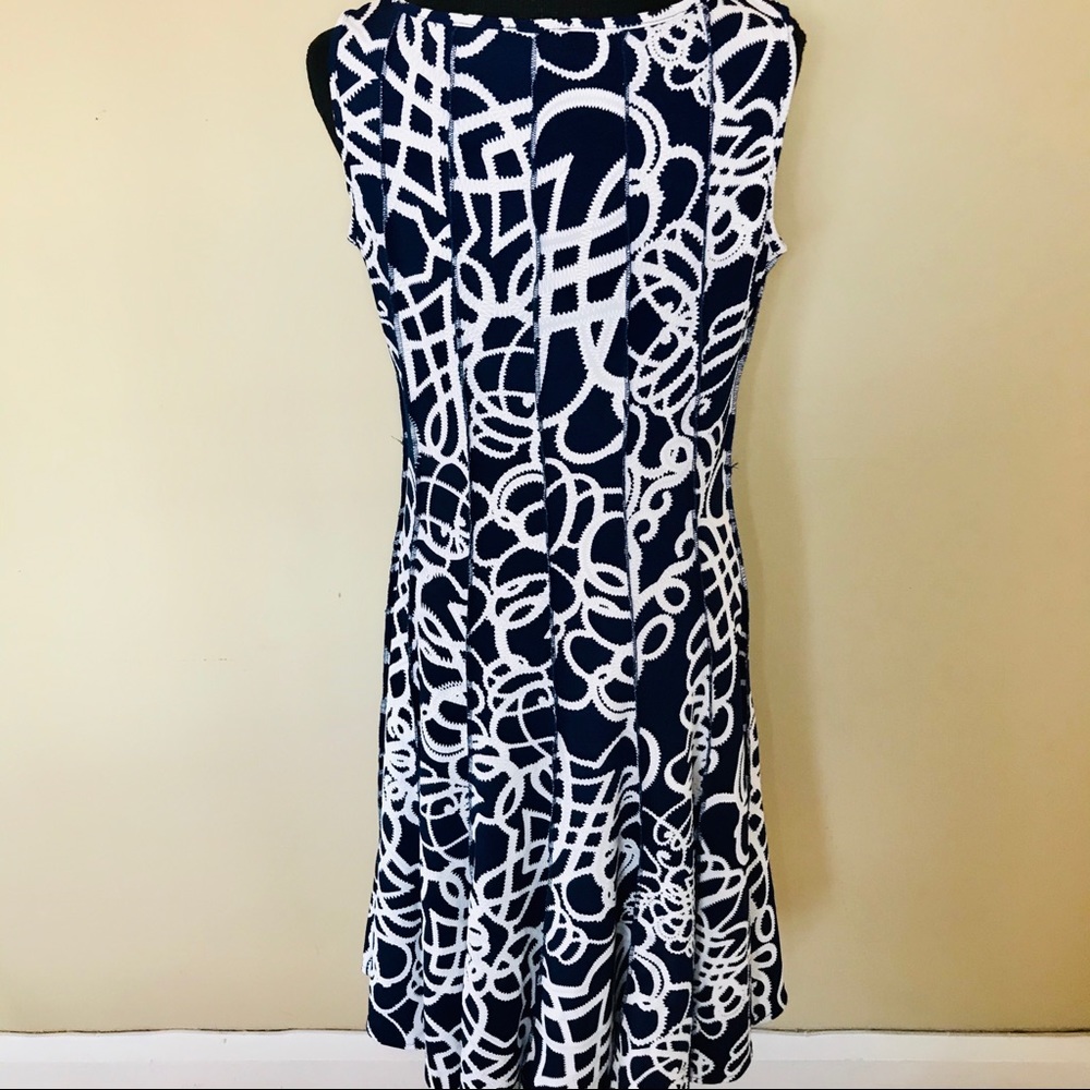 2/$20 Blue and White Print Dress! - Picture 1 of 6